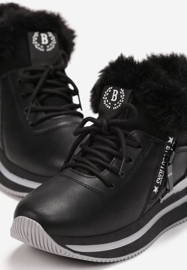 Renee - Czarne Sznurowane Botki Sneakersy z Futerkiem Gameda. Kolor: czarny. Materiał: futro. Sezon: jesień, zima