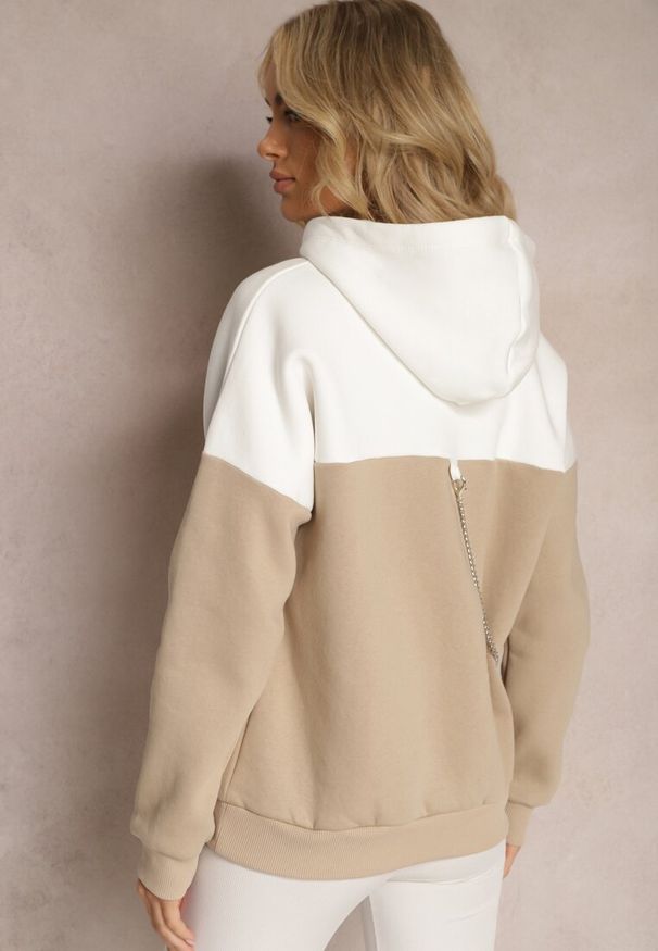 Renee - Beżowa Bawełniana Bluza z Kapturem i Łańcuszkiem Ambriella. Typ kołnierza: kaptur. Kolor: beżowy. Materiał: bawełna