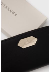 Trussardi Jeans - Trussardi Portfel damski kolor czarny. Kolor: czarny. Materiał: materiał. Wzór: gładki #2