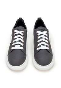 Wittchen - Damskie sneakersy dżinsowe na platformie ciemny szare. Nosek buta: okrągły. Kolor: szary. Materiał: bawełna. Sezon: lato. Obcas: na platformie #6