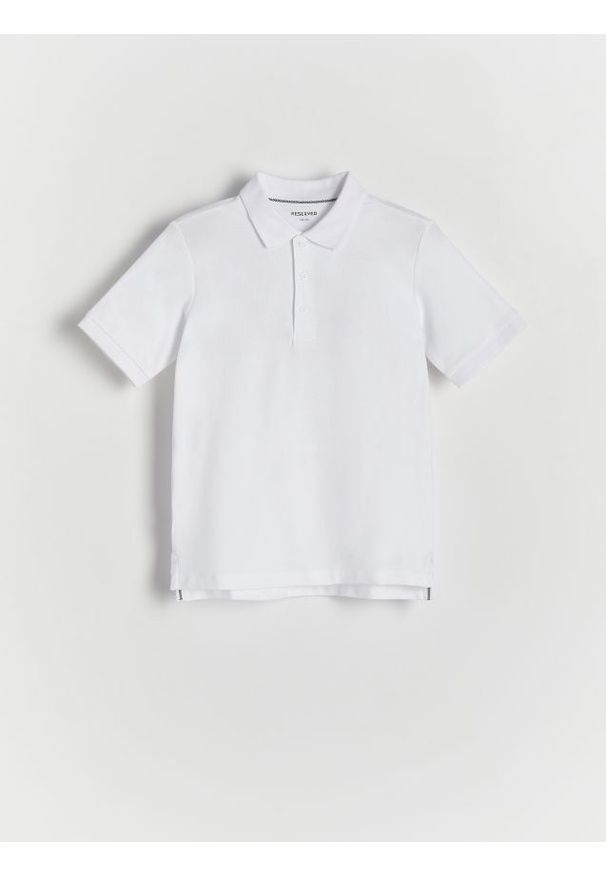 Reserved - T-shirt polo - biały. Typ kołnierza: polo. Kolor: biały. Materiał: bawełna, dzianina
