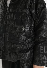 Born2be - Czarna Kurtka Phelephise. Typ kołnierza: golf. Kolor: czarny. Materiał: tkanina. Długość rękawa: długi rękaw. Długość: długie. Styl: klasyczny #2