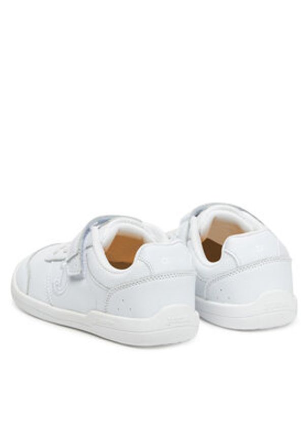 Joma Sneakersy Vela Jr 2502 JVELAS2502V Biały. Kolor: biały. Materiał: skóra