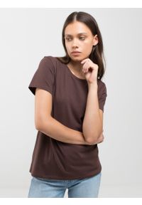 Big-Star - Koszulka damska brązowa Basilia 804. Okazja: na co dzień. Kolor: brązowy. Materiał: jeans, bawełna. Wzór: nadruk. Styl: casual, klasyczny #3