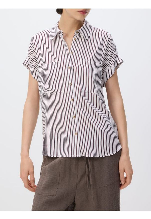 Reserved - Koszula z krótkim rękawem - wielobarwny. Materiał: wiskoza. Długość rękawa: krótki rękaw. Długość: krótkie