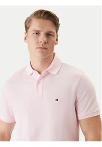 TOMMY HILFIGER - Tommy Hilfiger Polo 1985 MW0MW17770 Różowy Regular Fit. Typ kołnierza: polo. Kolor: różowy. Materiał: bawełna #5