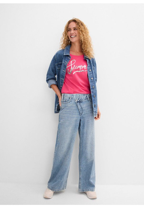 bonprix - Shirt z cekinami. Kolor: różowy. Wzór: napisy