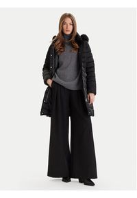 Geox Kurtka puchowa Bettanie W5626H-T3122 F9000 Czarny Regular Fit. Kolor: czarny. Materiał: syntetyk. Sezon: zima #4