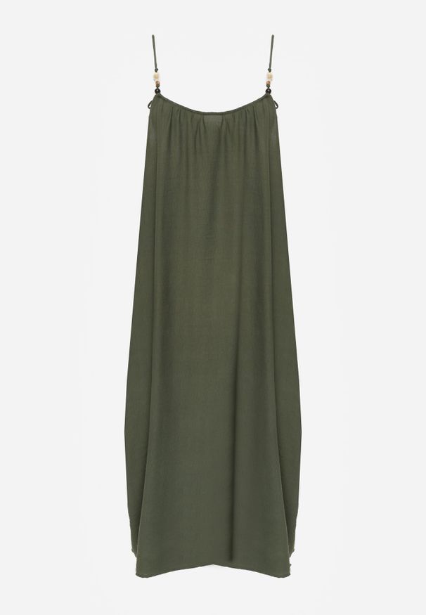 Born2be - Zielona Pudełkowa Sukienka Boho z Wiskozy na Ramiączkach z Ozdobnymi Koralikami Erane. Okazja: na co dzień. Kolekcja: plus size. Kolor: zielony. Materiał: wiskoza. Długość rękawa: na ramiączkach. Typ sukienki: proste, dla puszystych. Styl: boho