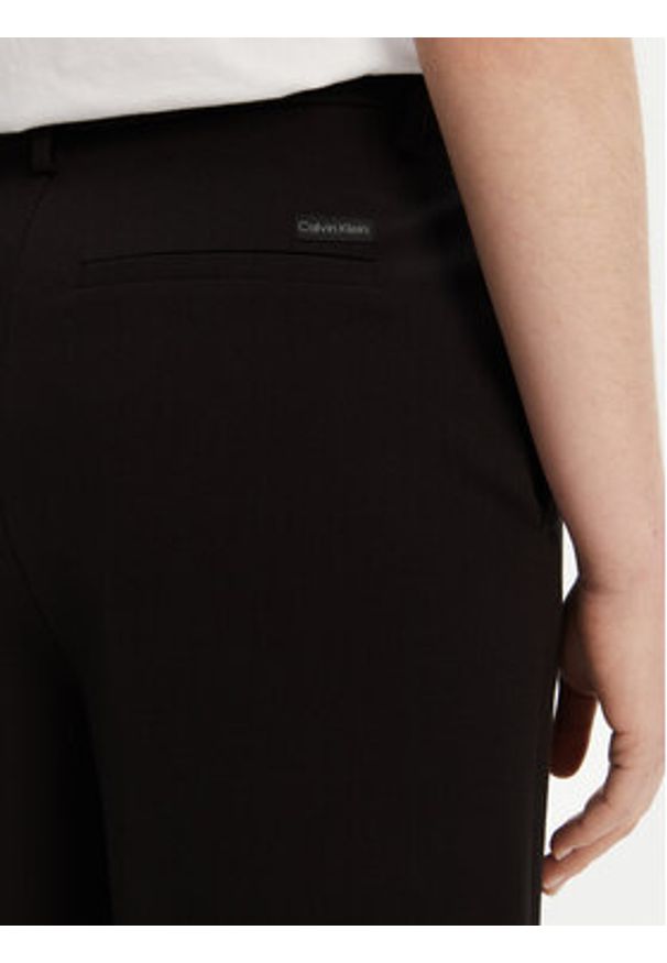 Calvin Klein Jeans Spodnie palazzo J20J225334 Czarny Wide Leg. Kolor: czarny. Materiał: syntetyk, wiskoza