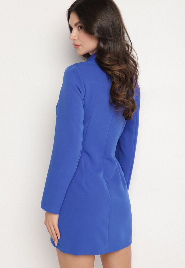 Born2be - Granatowa Sukienka Iontheme. Okazja: do pracy, na spotkanie biznesowe. Typ kołnierza: dekolt w serek. Kolor: niebieski. Styl: biznesowy, klasyczny, elegancki