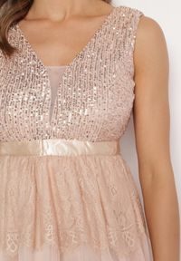 Born2be - Beżowa Rozkloszowana Sukienka Mini z Tiulowym Dołem i Cekinami Uriella. Kolor: beżowy. Materiał: tiul. Wzór: koronka. Długość: mini #2