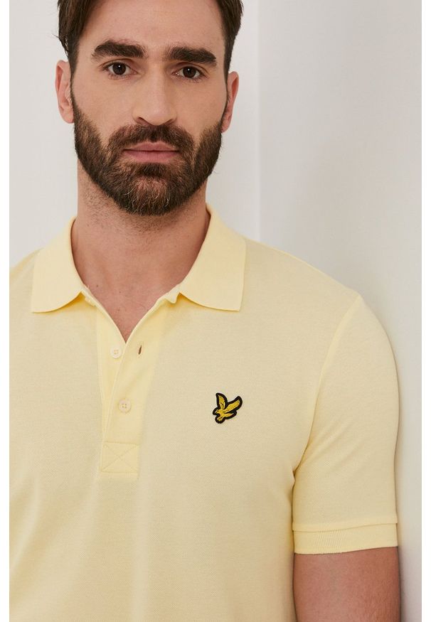 Lyle & Scott - Polo. Okazja: na co dzień. Typ kołnierza: polo. Kolor: żółty. Materiał: bawełna, dzianina. Wzór: gładki. Styl: casual