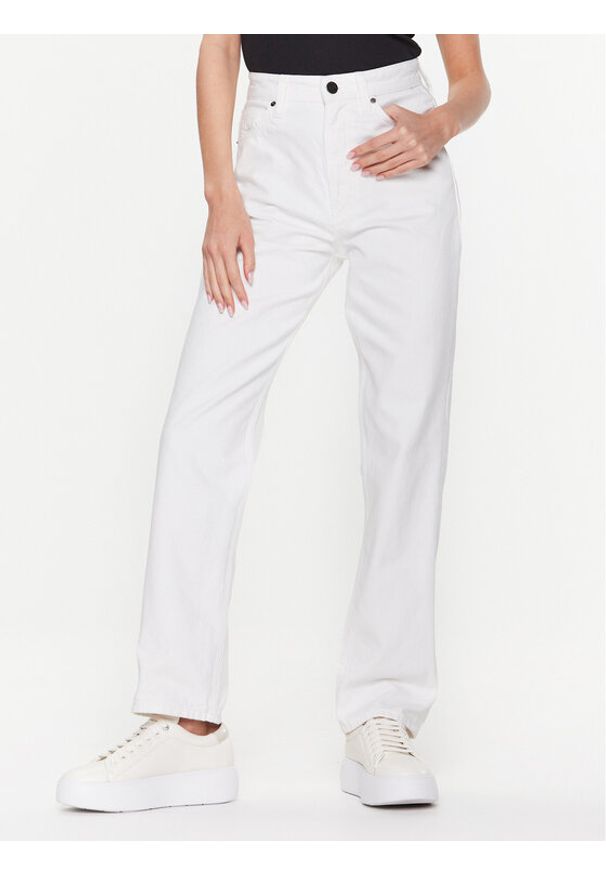 Calvin Klein Jeansy High Rise Straight K20K205166 Biały Regular Fit. Kolor: biały