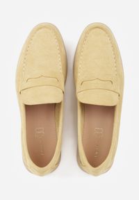 Born2be - Żółte Klasyczne Mokasyny VICES z Imitacji Zamszu ze Skórzaną Wkładką Haliris. Okazja: na co dzień. Kolor: żółty. Materiał: skóra, zamsz. Styl: klasyczny #2
