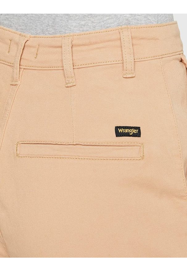 Wrangler - SPODNIE DAMSKIE WRANGLER MOM CHINO WARM SAND W22HKD58B 112127815