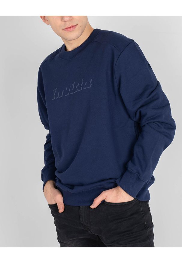 Invicta Bluza "C-Neck" | 4454257 / U | Mężczyzna | Granatowy. Okazja: na co dzień. Kolor: niebieski. Materiał: bawełna. Styl: casual