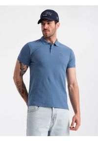 Ombre Clothing - Jednokolorowa koszulka polo męska BASIC z dzianiny pique - niebieska V16 - Rozmiar: S. Okazja: na co dzień. Typ kołnierza: polo. Kolor: niebieski. Materiał: dzianina. Wzór: haft, aplikacja, jednolity. Styl: sportowy, wizytowy, casual #9