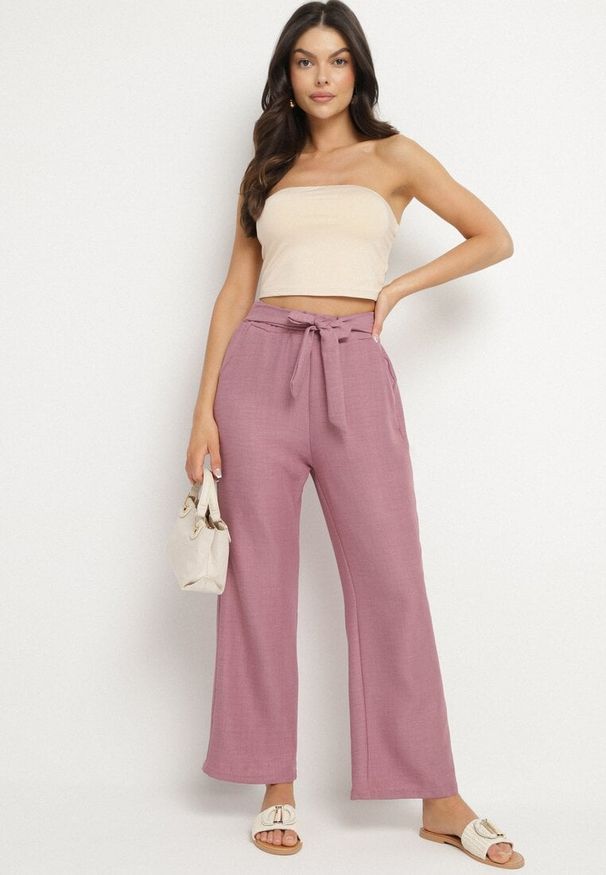 Born2be - Ciemnoróżowe Spodnie o Szerokim Kroju z Wiązaniem i Gumką w Pasie Miravenia. Okazja: na co dzień. Kolor: różowy. Styl: casual, elegancki