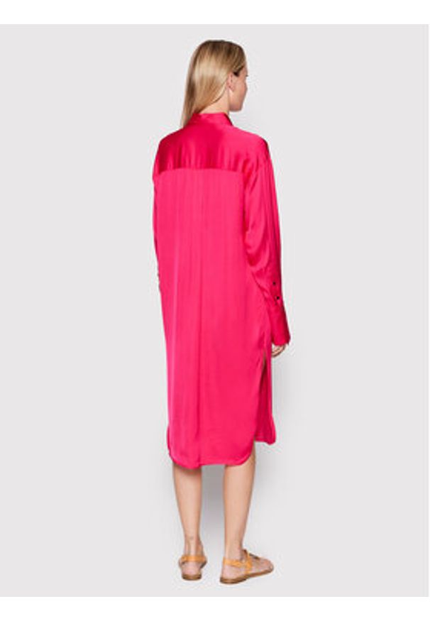 Herskind Sukienka koszulowa Barba 4422370 Różowy Oversize. Kolor: różowy. Materiał: wiskoza. Typ sukienki: koszulowe, oversize