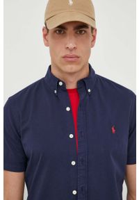 Polo Ralph Lauren koszula bawełniana męska kolor granatowy regular z kołnierzykiem button-down. Okazja: na co dzień. Typ kołnierza: button down, polo. Kolor: niebieski. Materiał: bawełna. Długość rękawa: krótki rękaw. Długość: krótkie. Wzór: aplikacja. Styl: casual #2