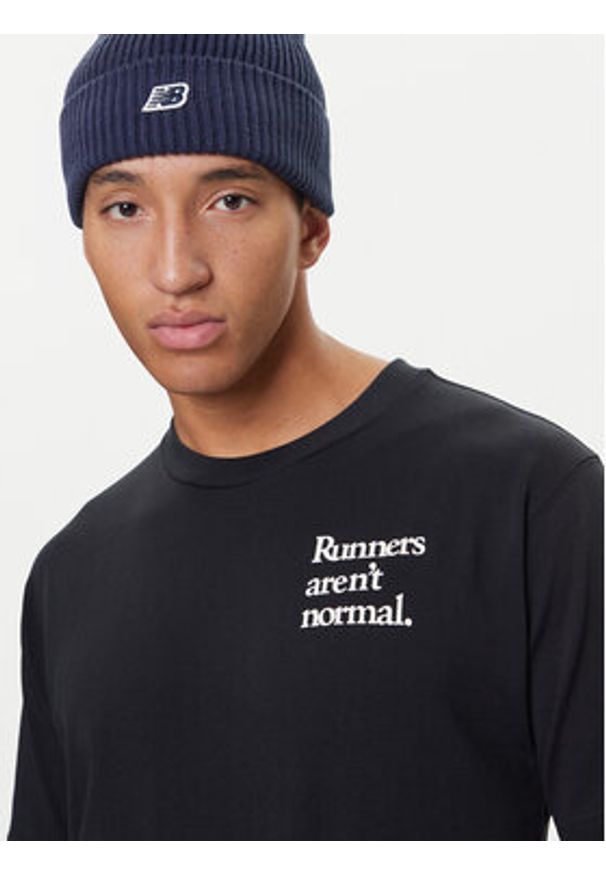 New Balance T-Shirt MT53921 Czarny Regular Fit. Kolor: czarny. Materiał: bawełna