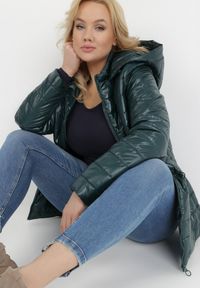 Born2be - Zielona Kurtka Timameia. Kolekcja: plus size. Kolor: zielony. Wzór: aplikacja #6