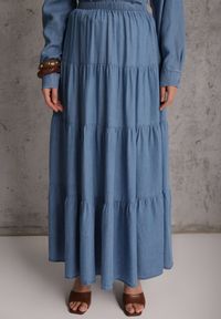 Renee - Niebieska Spódnica Rozkloszowana z Lyocellu High Waist Ozdobiona Falbanami Ravienne. Stan: podwyższony. Kolor: niebieski. Materiał: prążkowany, materiał. Wzór: aplikacja. Sezon: lato #8