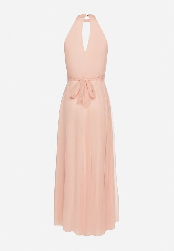 Born2be - Różowa Wieczorowa Sukienka ze Stójką Wiązana w Talii Ozdobiona Siateczką Nestasoni. Okazja: na imprezę. Typ kołnierza: kołnierzyk stójkowy. Kolor: różowy. Materiał: satyna. Długość rękawa: bez rękawów. Wzór: aplikacja. Styl: wizytowy