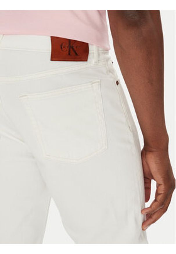 Calvin Klein Jeans Jeansy LV04LB781G Biały Straight Fit. Kolor: biały