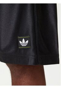 Adidas - adidas Szorty sportowe Number Graphic JY2769 Czarny Loose Fit. Kolor: czarny. Materiał: syntetyk. Styl: sportowy #5