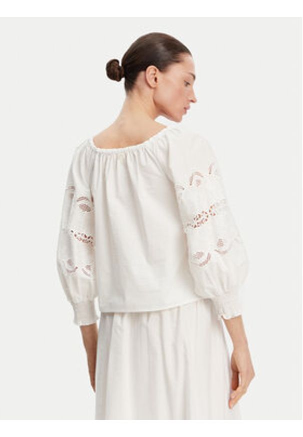 Liu Jo Bluzka WA5257 T4853 Biały Relaxed Fit. Kolor: biały. Materiał: bawełna