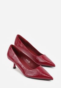 Renee - Bordowe Czółenka na Kaczuszce Rhaepheme. Kolor: czerwony. Obcas: na szpilce. Styl: elegancki. Wysokość obcasa: średni #3