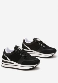 Born2be - Czarne Sneakersy na Platformie z Brokatową Wstawką Adelis. Okazja: na co dzień. Kolor: czarny. Obcas: na platformie #3