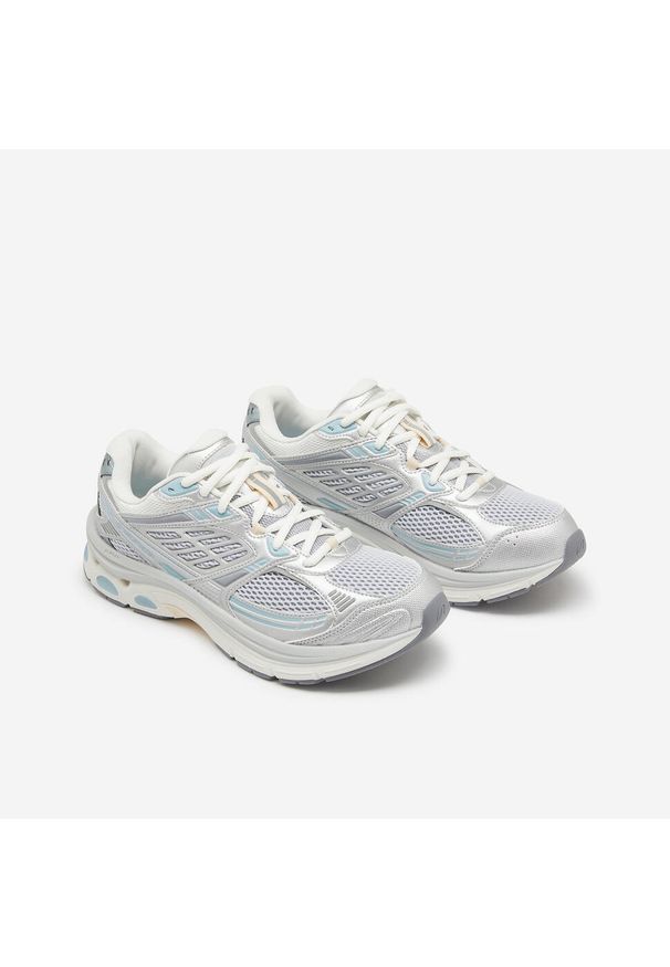 Decathlon - Buty sportowe damskie RR2K. Kolor: niebieski, beżowy, szary, wielokolorowy. Materiał: kauczuk. Sport: bieganie, turystyka piesza