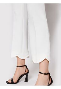 Babylon Spodnie materiałowe P_MF0602 Biały Regular Fit. Kolor: biały. Materiał: materiał, syntetyk #3