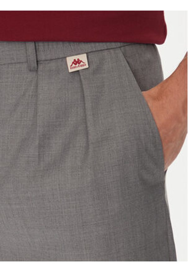 Kappa Spodnie materiałowe 62131TW 04Y Szary Regular Fit. Kolor: szary. Materiał: syntetyk