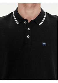 Wrangler Polo 112350404 Czarny Regular Fit. Typ kołnierza: polo. Kolor: czarny. Materiał: bawełna