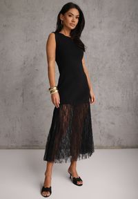 Renee - Czarna Sukienka Koktajlowa Bodycon z Wiskozą i Koronką na Dole Nedira. Kolor: czarny. Materiał: wiskoza, koronka. Wzór: koronka. Typ sukienki: bodycon. Styl: wizytowy #8