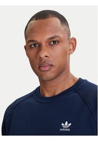 Adidas - adidas Bluza Trefoil Essentials IY4935 Granatowy Regular Fit. Kolor: niebieski. Materiał: bawełna #4