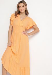 Born2be - Pomarańczowa Wiskozowa Kopertowa Sukienka o Rozkloszowanym Kroju Nellrive. Okazja: na co dzień. Typ kołnierza: dekolt w serek. Kolor: pomarańczowy. Materiał: wiskoza. Długość rękawa: krótki rękaw. Typ sukienki: kopertowe. Styl: casual, elegancki #3
