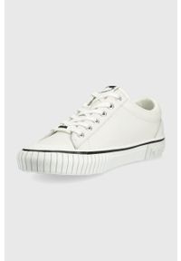 Karl Lagerfeld tenisówki skórzane KAMPUS II damskie kolor biały. Nosek buta: okrągły. Zapięcie: sznurówki. Kolor: biały. Materiał: skóra