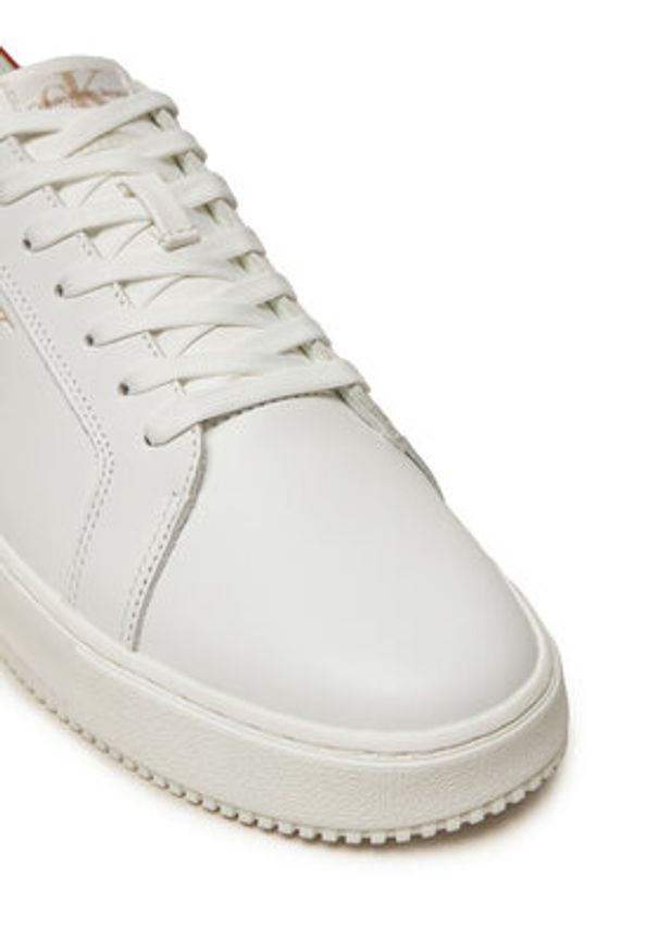 Calvin Klein Jeans Sneakersy YM0YM00681 Biały. Kolor: biały. Materiał: skóra
