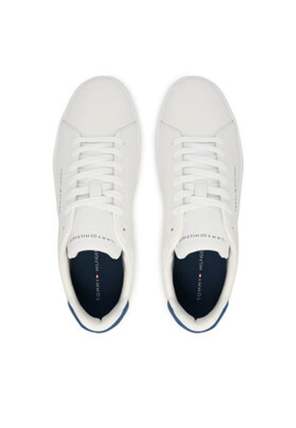 TOMMY HILFIGER - Tommy Hilfiger Sneakersy Th Court Lth Detail Ess FM0FM05367 Biały. Kolor: biały. Materiał: skóra