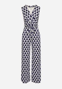 Born2be - Granatowo-Biały Taliowany Kombinezon z Kopertowym Dekoltem i Materiałowym Paskiem w Talii Feranea. Okazja: na co dzień. Kolor: niebieski. Materiał: materiał. Styl: klasyczny, casual, elegancki #7