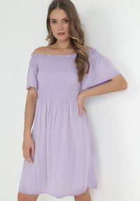 Born2be - Fioletowa Sukienka Hiszpanka z Wiskozy Rallu. Typ kołnierza: dekolt hiszpanka. Kolor: fioletowy. Materiał: wiskoza. Styl: wakacyjny #1