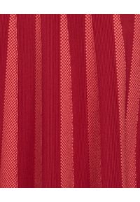 Emporio Armani - EMPORIO ARMANI - Sukienka z modelowaną talią. Okazja: na co dzień. Kolor: czerwony. Materiał: żakard. Długość rękawa: na ramiączkach. Typ sukienki: rozkloszowane. Styl: casual #4