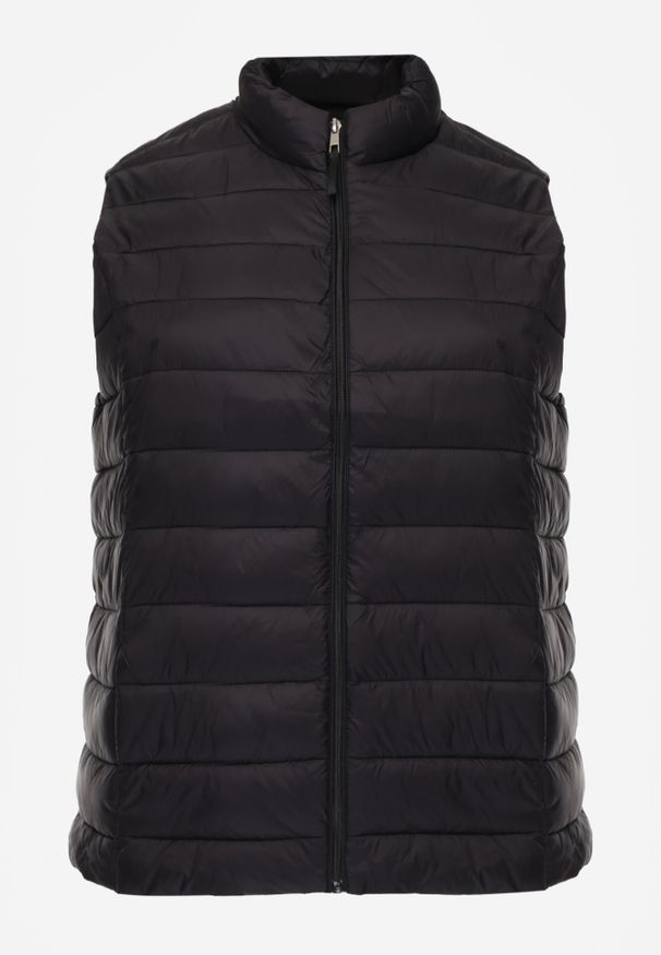 Born2be - Czarna Pikowana Kamizelka Przejściowa ze Stójką Edanwen. Typ kołnierza: kołnierzyk stójkowy. Kolekcja: plus size. Kolor: czarny. Materiał: jeans, nylon. Styl: klasyczny