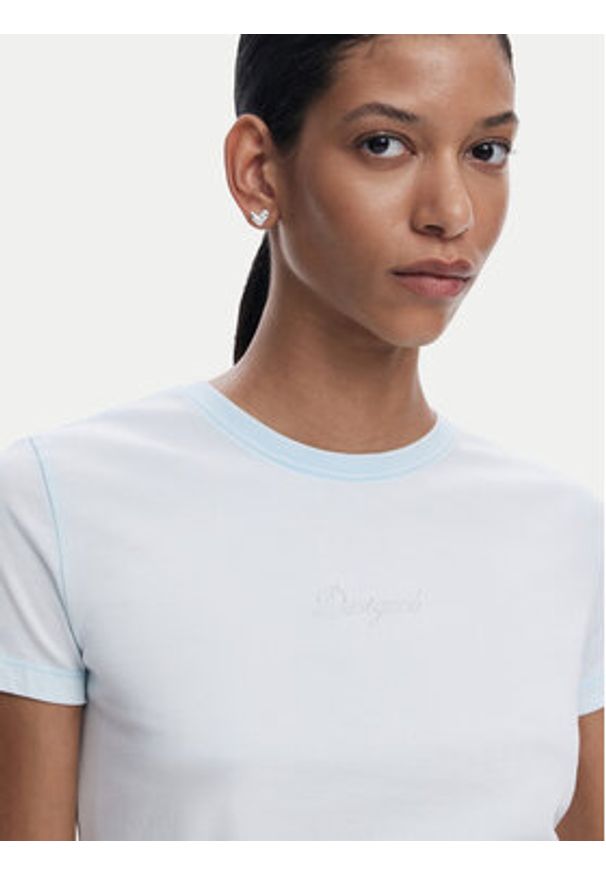 Desigual T-Shirt 25SWTK15 Błękitny Regular Fit. Kolor: niebieski. Materiał: bawełna