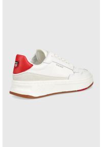 GANT - Gant sneakersy Yinsy kolor biały. Nosek buta: okrągły. Zapięcie: sznurówki. Kolor: biały. Materiał: guma
